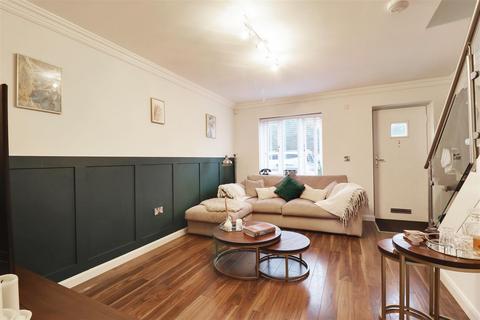 42 Beverley Road, Hessle, HU13 9BJ