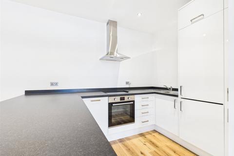 1 bedroom apartment to rent, Radnor Road, Twickenham