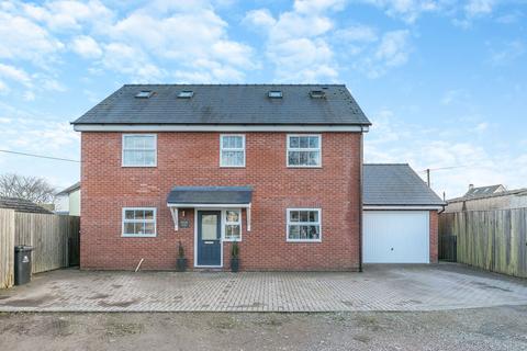 4 bedroom detached house for sale, Blue Rock Crescent, Lydney GL15