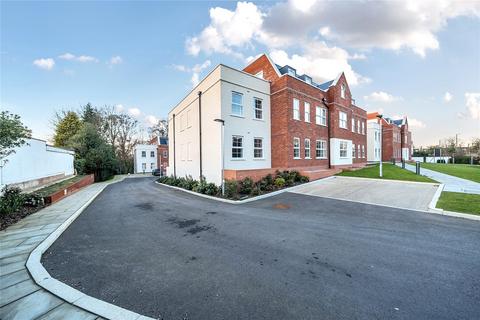 2 bedroom flat for sale, Oatlands Drive, Weybridge, Surrey, KT13