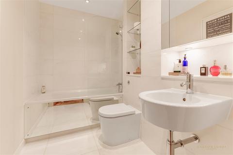 2 bedroom flat for sale, Romney House, 47 Marsham Street, Westminster, London, SW1P