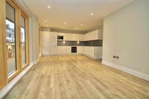 3 bedroom flat for sale, Kings arms court, East Acton Lane, W3