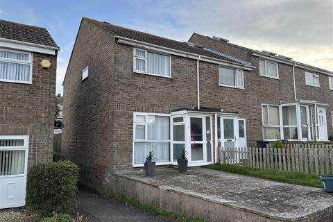 2 bedroom end of terrace house to rent, Southfield Avenue, Weymouth