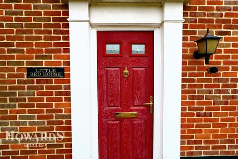 3 bedroom terraced house for sale, Chapel Road, Wrentham