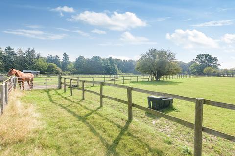 5 bedroom equestrian property for sale, Reading Road, Mattingley, Hampshire