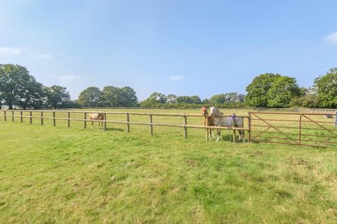 5 bedroom equestrian property for sale, Reading Road, Mattingley, Hampshire