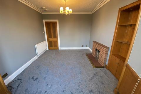 2 bedroom flat to rent, Needless Road, Perth