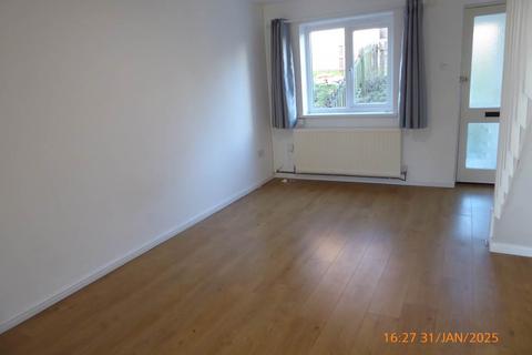 2 bedroom end of terrace house to rent, Carmarthen, ,