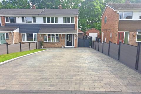 55 Hall Royd Walk, Silkstone Common, Barnsley, S75 4QB