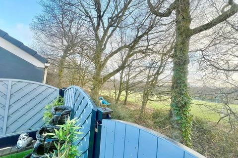 55 Hall Royd Walk, Silkstone Common, Barnsley, S75 4QB