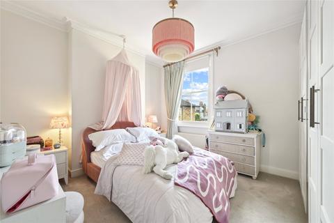 79 Woodstock Road, London, W4 1EE