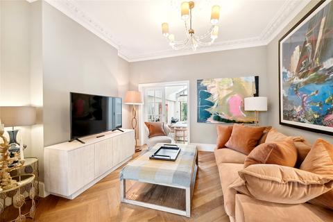79 Woodstock Road, London, W4 1EE