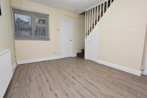 2 bedroom terraced house to rent, Keldgate, Beverley