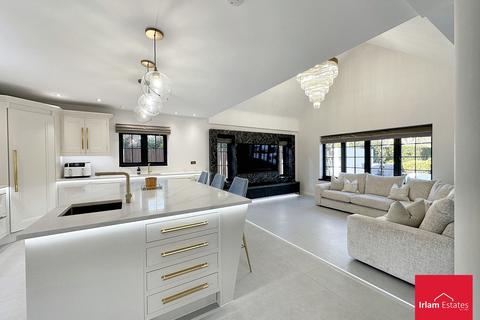 undefined, Moorside Road, Urmston, M41