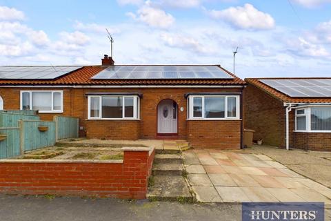 2 bedroom semi-detached bungalow for sale, Mount Crescent, Bridlington