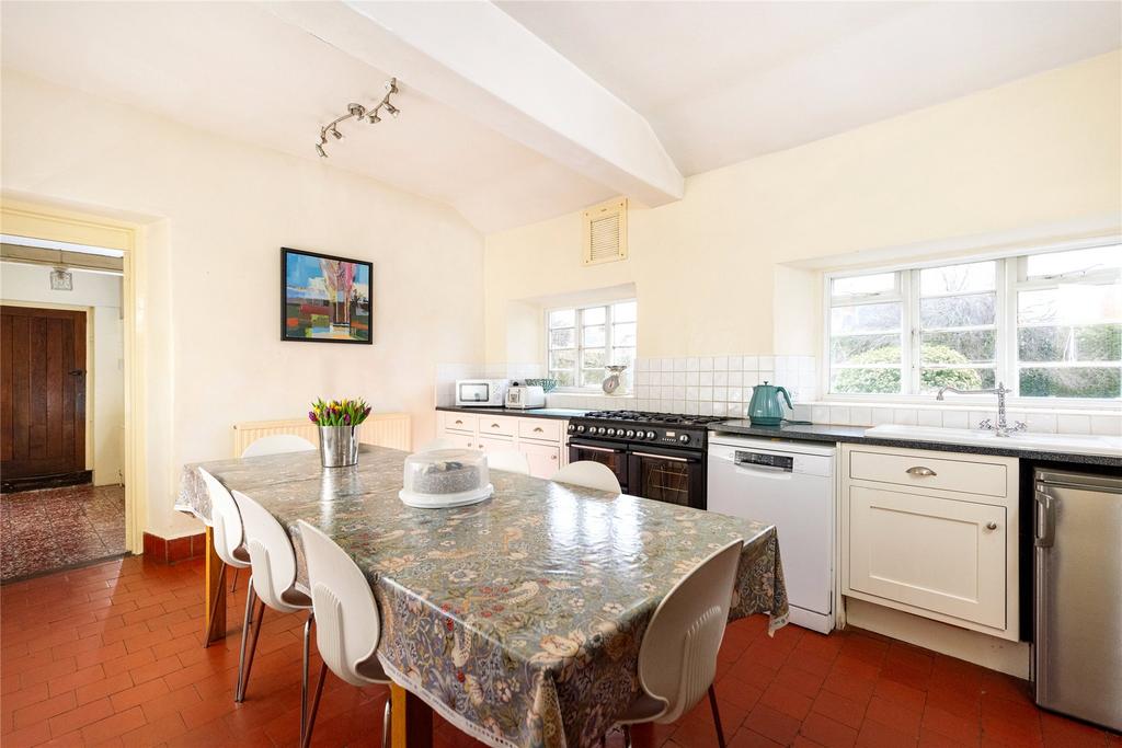 Kitchen/Breakfast