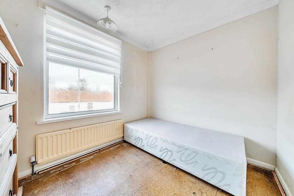 Bedroom Three (1)