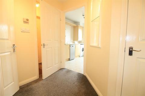 2 bedroom flat to rent, Walter Street, Nottingham NG7