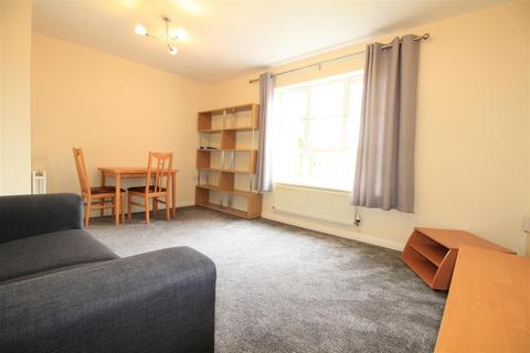 2 bedroom flat to rent, Walter Street, Nottingham NG7