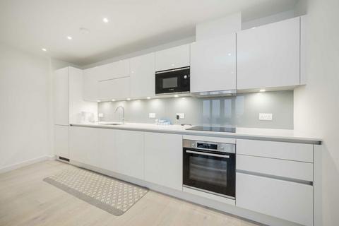 2 bedroom flat for sale, Goodwin Street, London N4