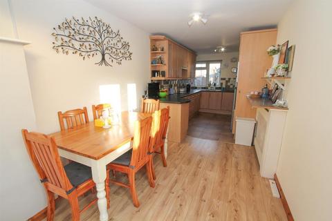 9 Brabazon Avenue, Wallington, SM6 9ES
