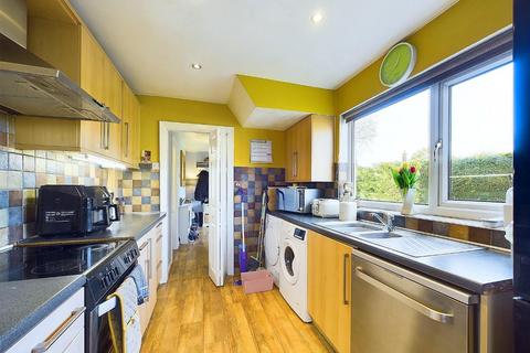 2 Bentley Close, Matlock, DE4 3GF