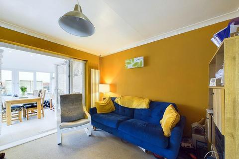 2 Bentley Close, Matlock, DE4 3GF