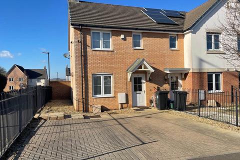 2 bedroom house to rent, Kenmare, Knowle, Bristol