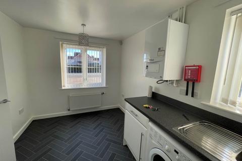 2 bedroom house to rent, Kenmare, Knowle, Bristol