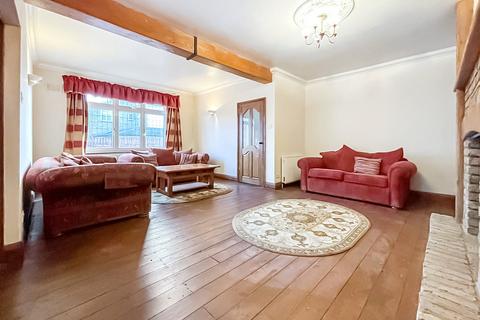 11 The Drive, Bexley, DA5 3DH