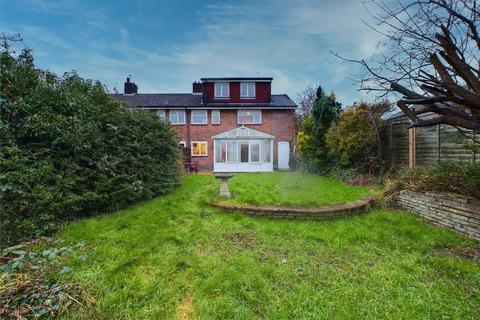 4 bedroom end of terrace house for sale, Medway Road, Gossops Green, Crawley, West Sussex, RH11