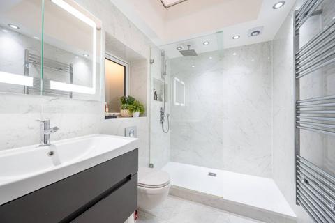 2 bedroom flat for sale, St Stephens Gardens, Notting Hill, London, W2