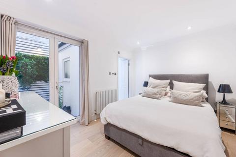 2 bedroom flat for sale, St Stephens Gardens, Notting Hill, London, W2