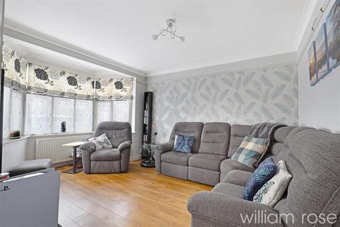 4 bedroom semi-detached house for sale, Moreland Way, London E4