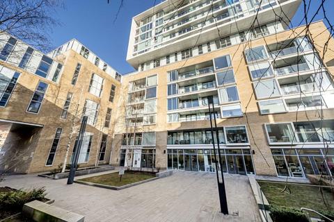 2 bedroom flat to rent, Spectrum Way, London SW18