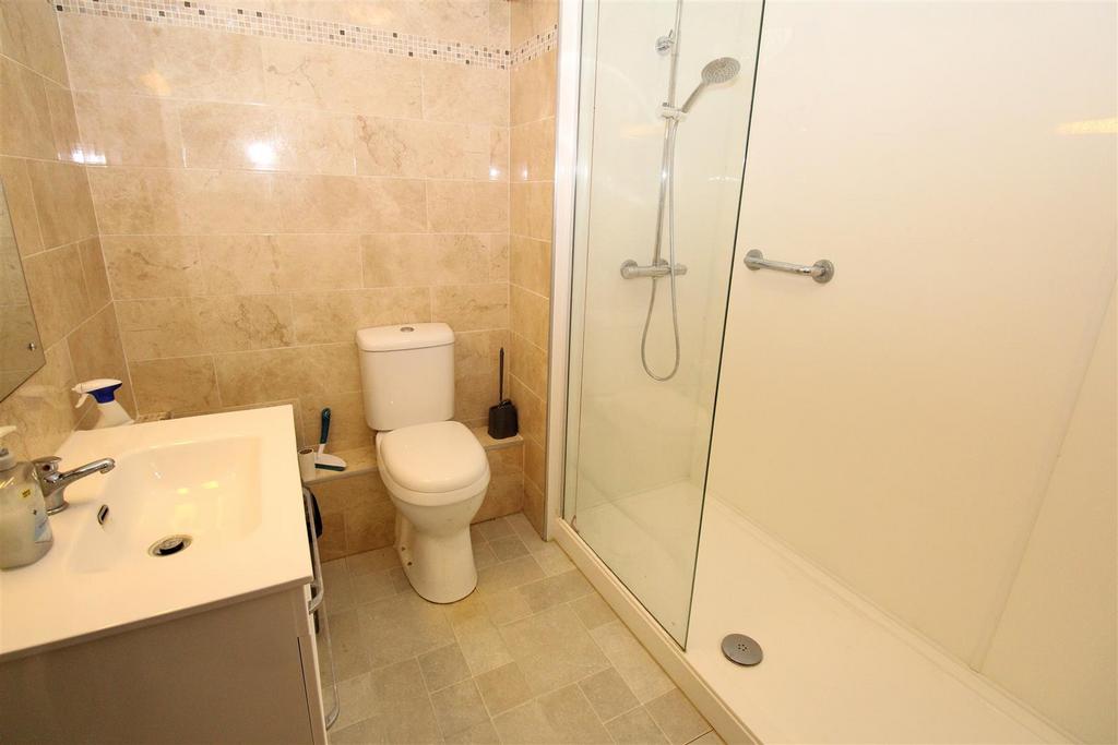 Shower room.JPG