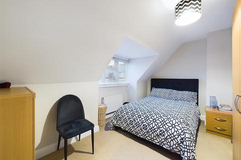 10 Farm Close, Ickenham, Uxbridge, UB10 8JB