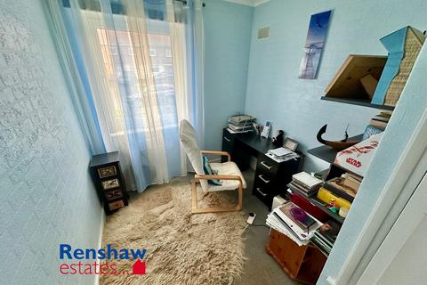 72 Beauvale Drive, Ilkeston, DE7 8RY