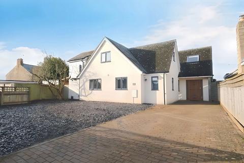 14 Busbys Close, Clanfield, Bampton, OX18 2RD