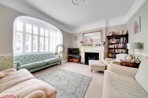 13 Heathhurst Road, South Croydon, CR2 0BB
