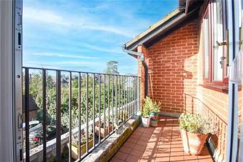 52, Embassy Court Regency Drive, Ruislip, HA4 7ED