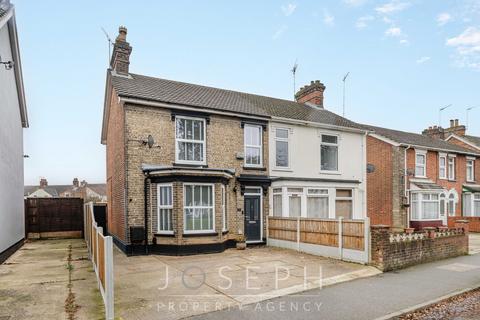 3 bedroom semi-detached house for sale, Nacton Road, Ipswich, IP3