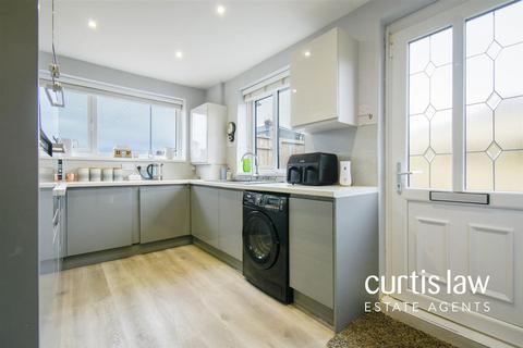 undefined, Lyndhurst Avenue, Blackburn, BB1