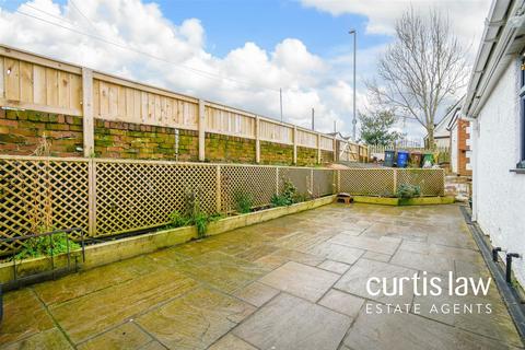 undefined, Lyndhurst Avenue, Blackburn, BB1