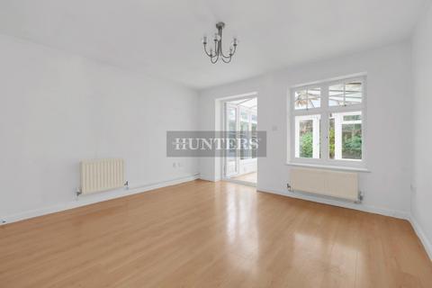 2 bedroom end of terrace house for sale, Iris Walk, Edgware, HA8