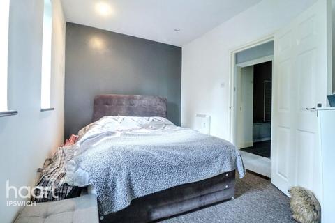 11 Acer Grove, Ipswich, IP8 3RR