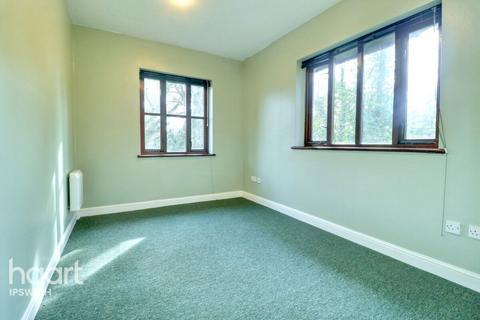 11 Acer Grove, Ipswich, IP8 3RR