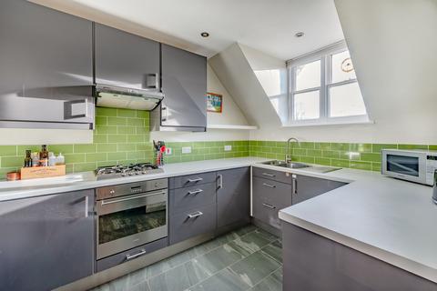 2 bedroom apartment for sale, Somers Road, Reigate, RH2