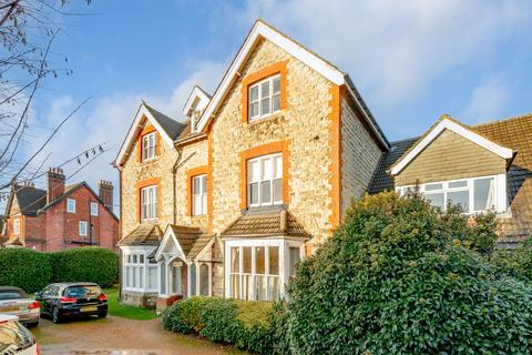 2 bedroom apartment for sale, Somers Road, Reigate, RH2