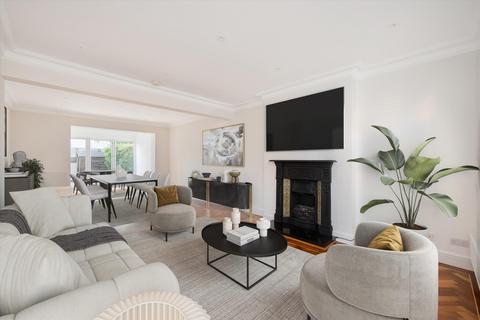 4 bedroom end of terrace house for sale, Agincourt Road, Hampstead Heath, London, NW3